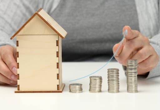 Cover Image for Exploring the Impact of Interest Rates on Real Estate Investments