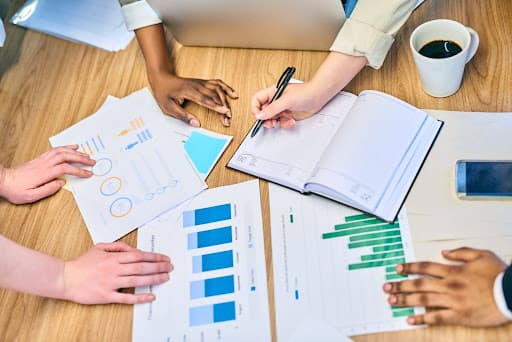 Cover Image for Key Financial Metrics Every CFO Needs to Monitor for Optimal Business Health